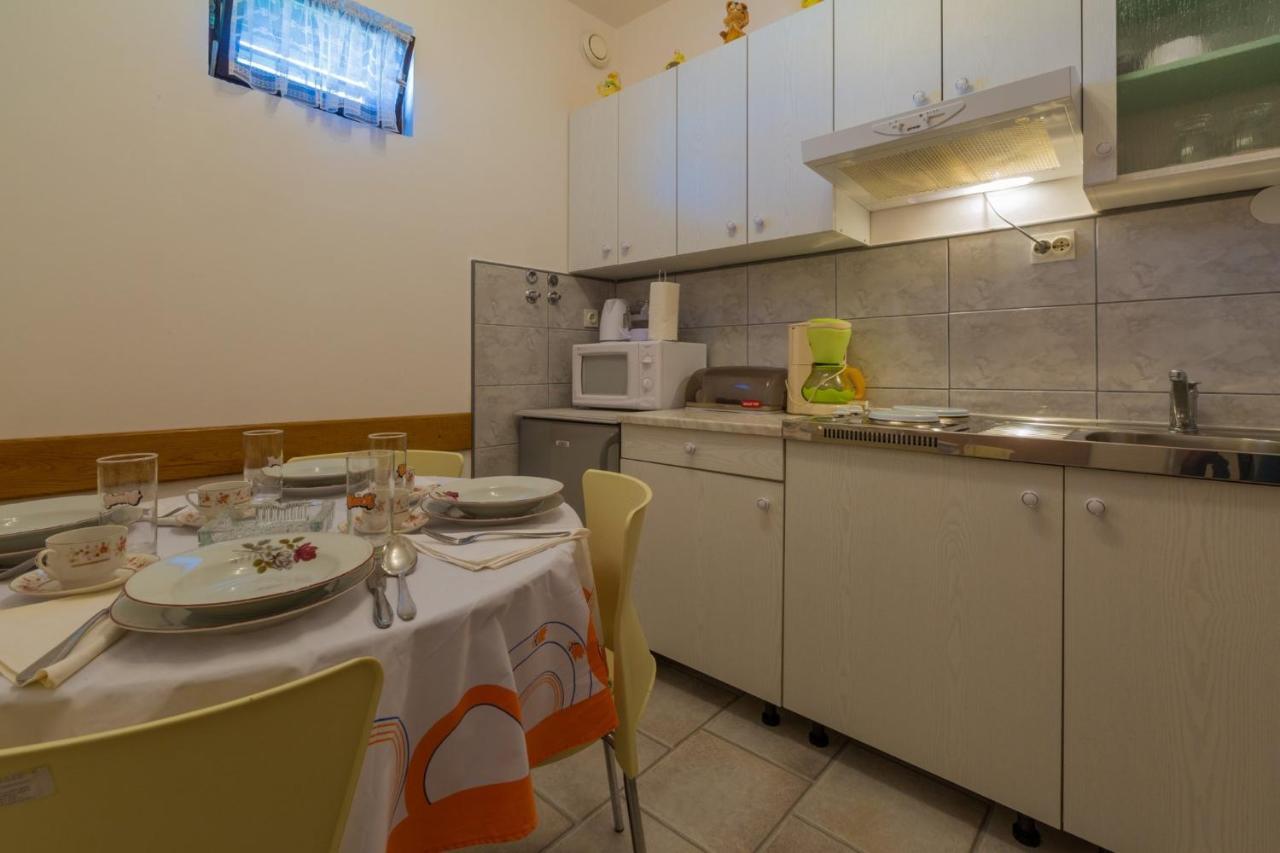 Stupar Apartment Crikvenica Ngoại thất bức ảnh
